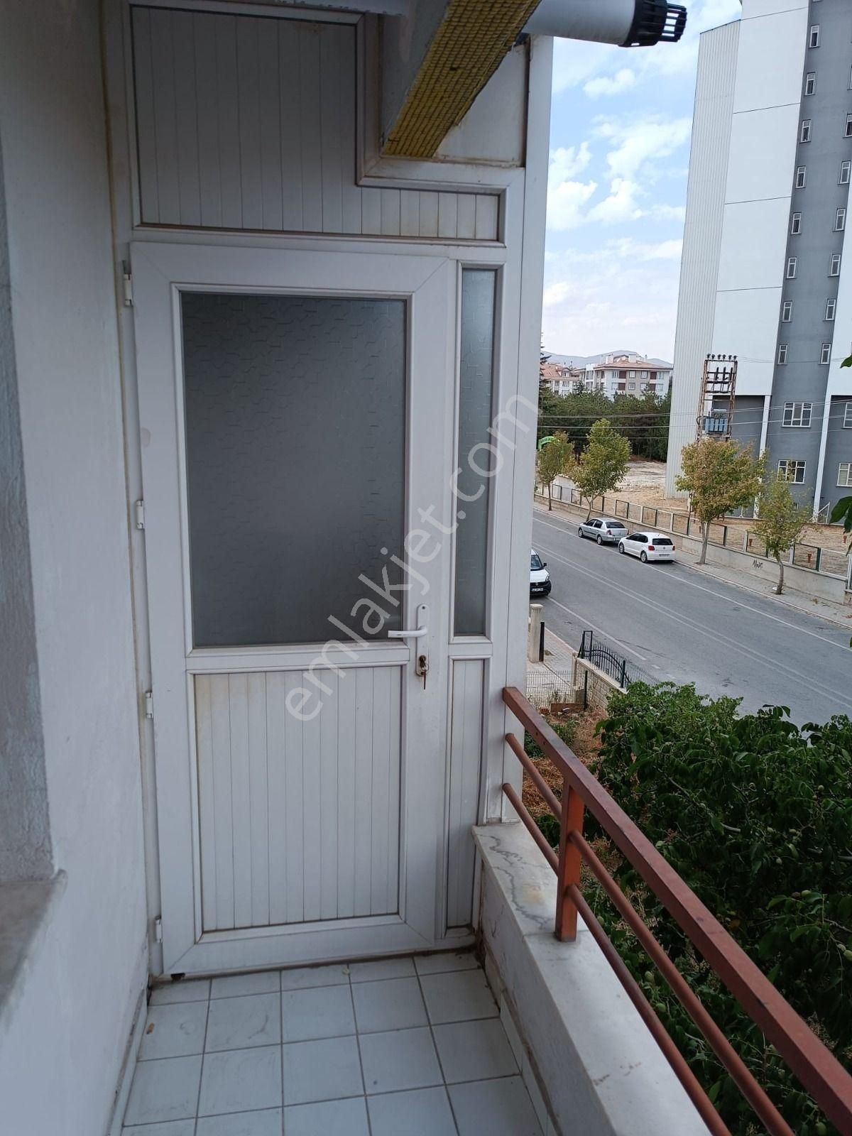 Aydınlıkevler Mh Diyanet Yurdu Yanı 3+1 Ara Kat Kiralık Daire - Görsel 25