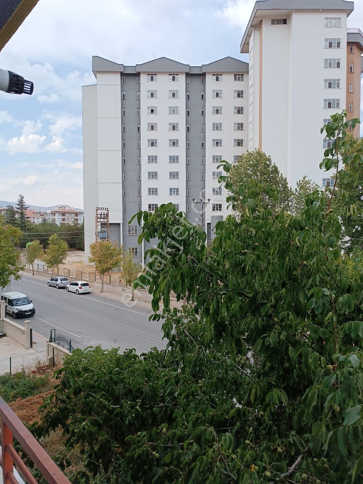 Aydınlıkevler Mh Diyanet Yurdu Yanı 3+1 Ara Kat Kiralık Daire - Görsel 3