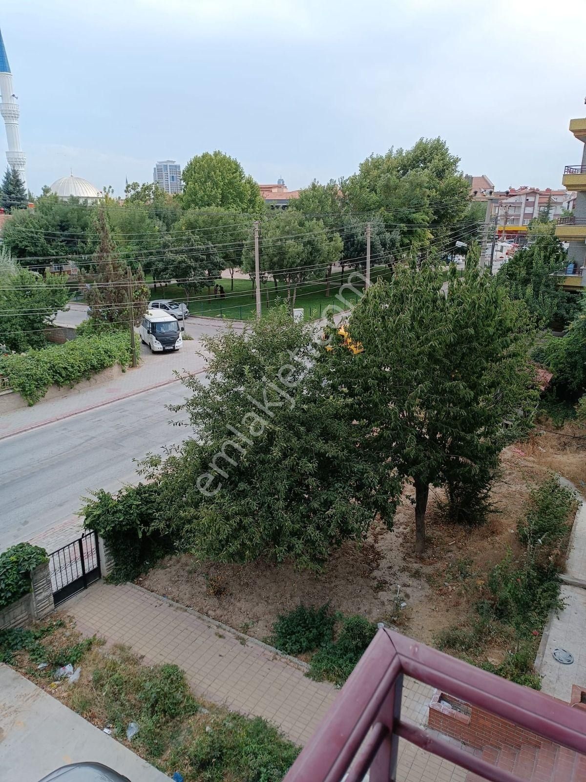 Aydınlıkevler Mh Diyanet Yurdu Yanı 3+1 Ara Kat Kiralık Daire - Görsel 9