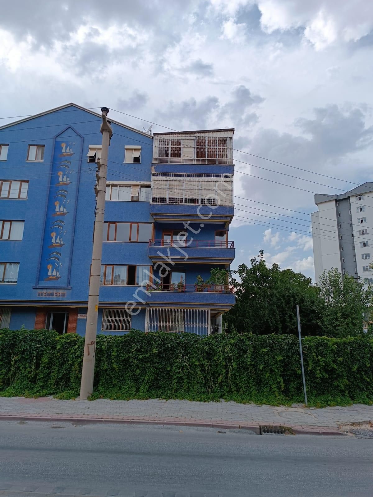 Aydınlıkevler Mh Diyanet Yurdu Yanı 3+1 Ara Kat Kiralık Daire - Görsel 2