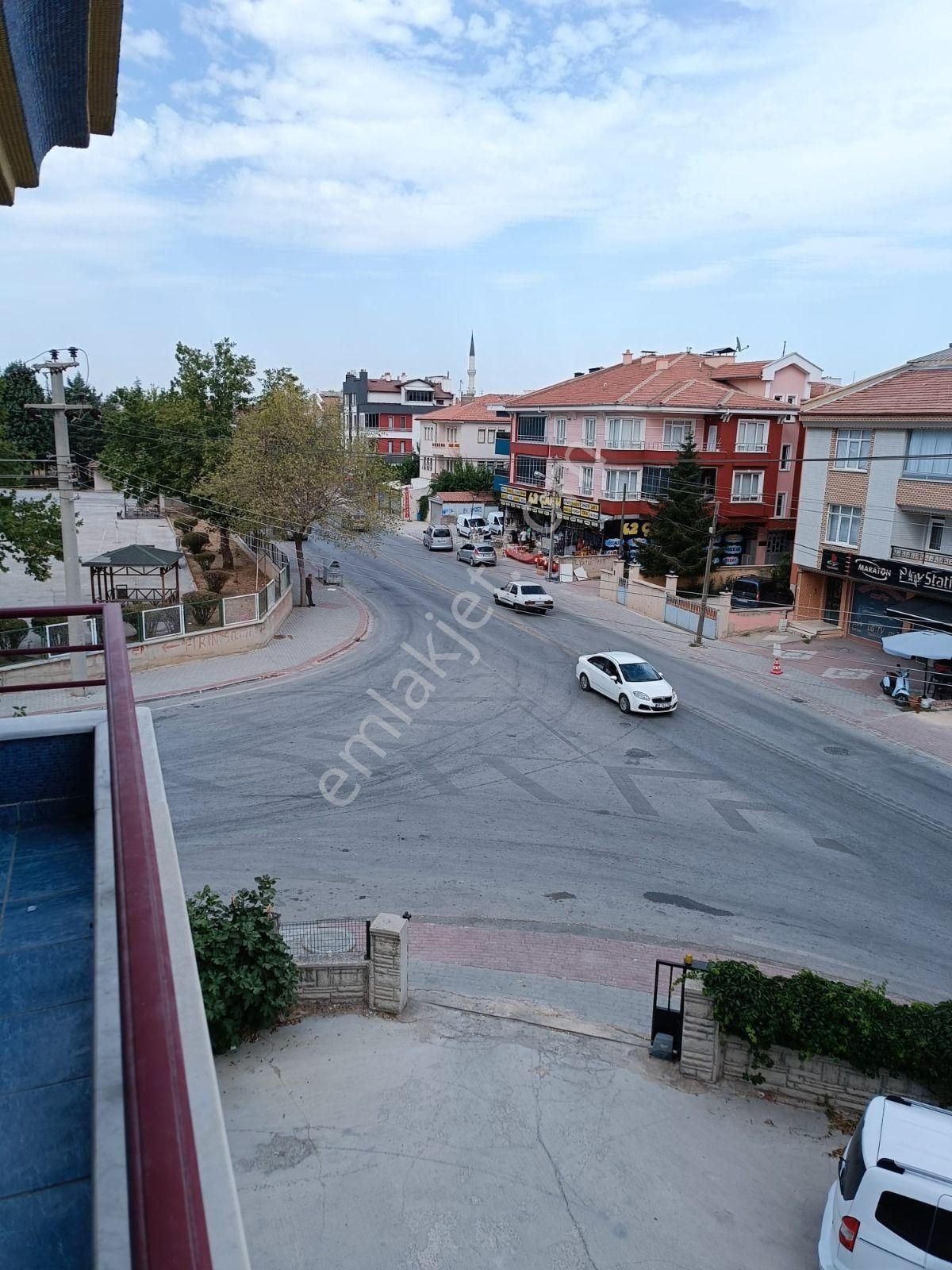 Aydınlıkevler Mh Diyanet Yurdu Yanı 3+1 Ara Kat Kiralık Daire - Görsel 7