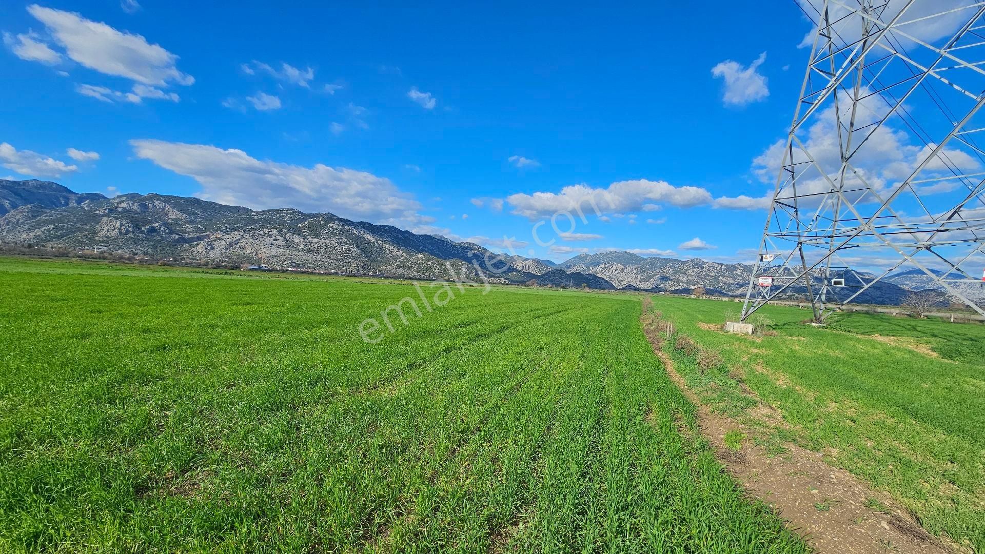 Döşemealtı Kovanlık'ta 3682m2 Arazi - Görsel 2