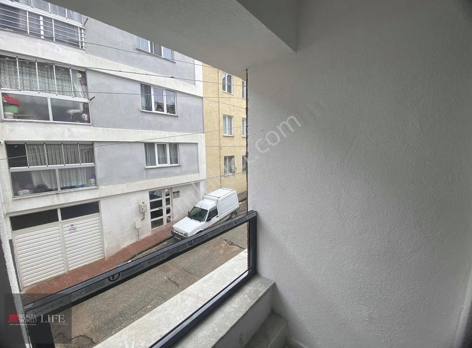 Rw Lıfe// Emek Mahallesi Ayrı Mutfak Satılık 2+0 Daire - Görsel 25