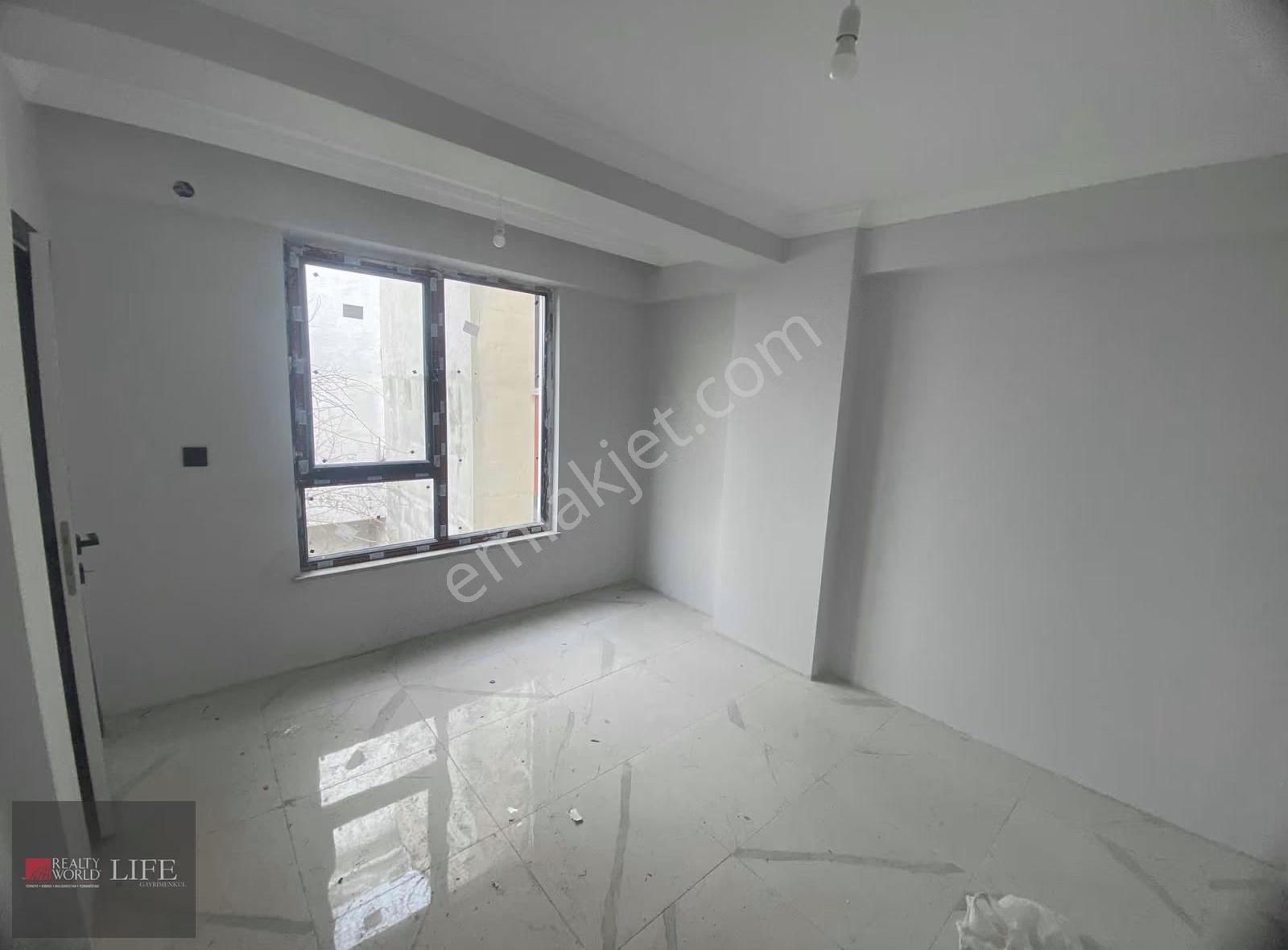 Rw Lıfe// Emek Mahallesi Ayrı Mutfak Satılık 2+0 Daire - Görsel 6