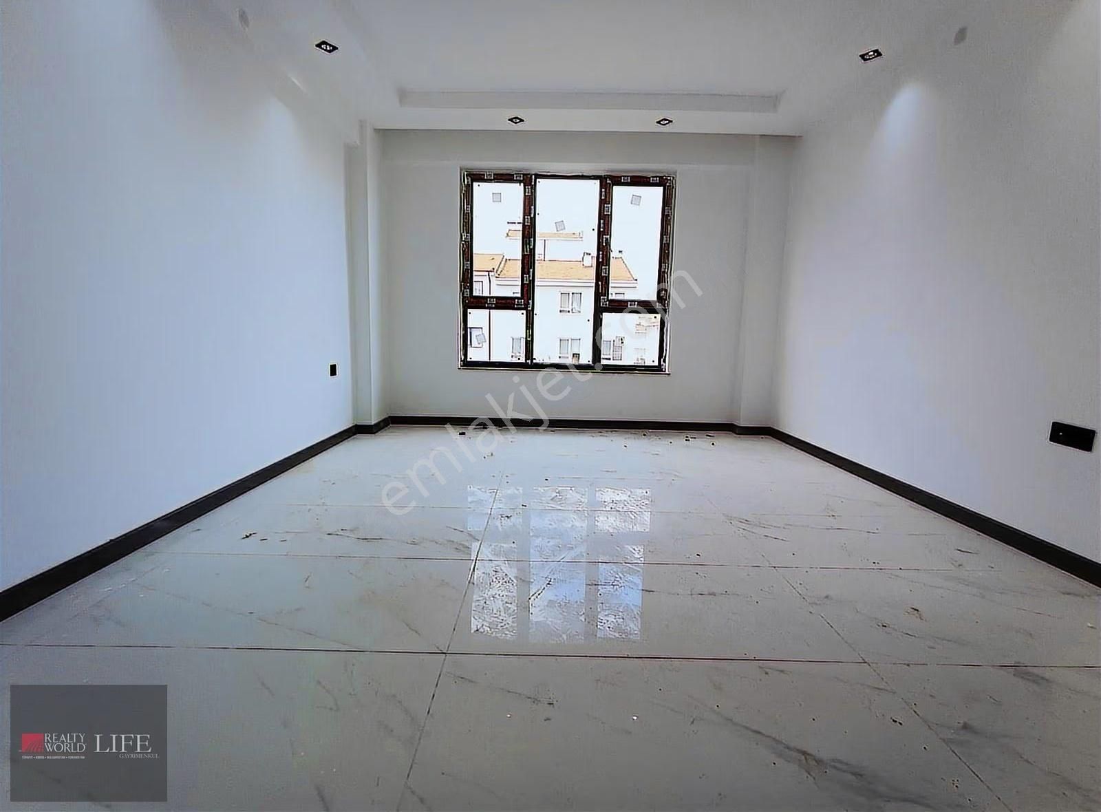 Rw Lıfe // 71 Evler Ertaş Yakını Özel Garajlı Satılık 2+1 Daire - Görsel 8