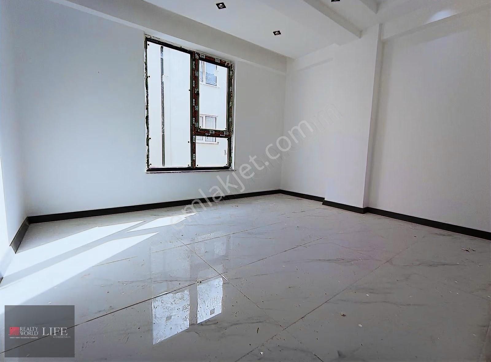 Rw Lıfe // 71 Evler Ertaş Yakını Özel Garajlı Satılık 2+1 Daire - Görsel 5