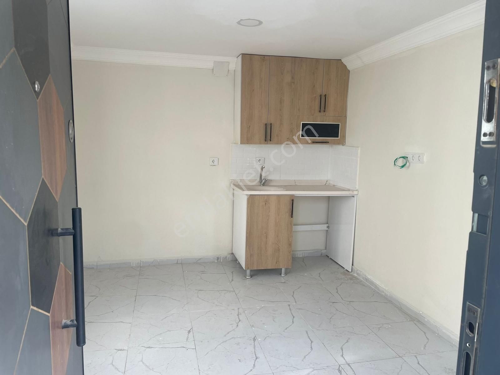 Yeşilyurt Mh.kanal Metroya Yakın 2 Katlı Müstakil Satılık Ev - Görsel 2