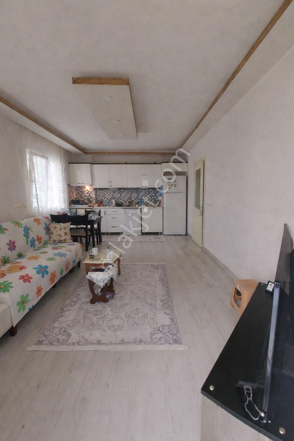 ❗️acil Satılık 1+1 Daire Ara Kat❗️