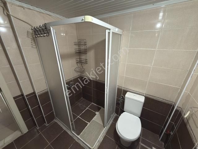 Bornova Merkezde Kiralık 2+1 Daire - Görsel 17