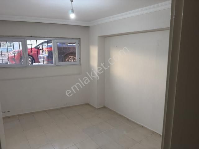 Bornova Merkezde Kiralık 2+1 Daire - Görsel 12