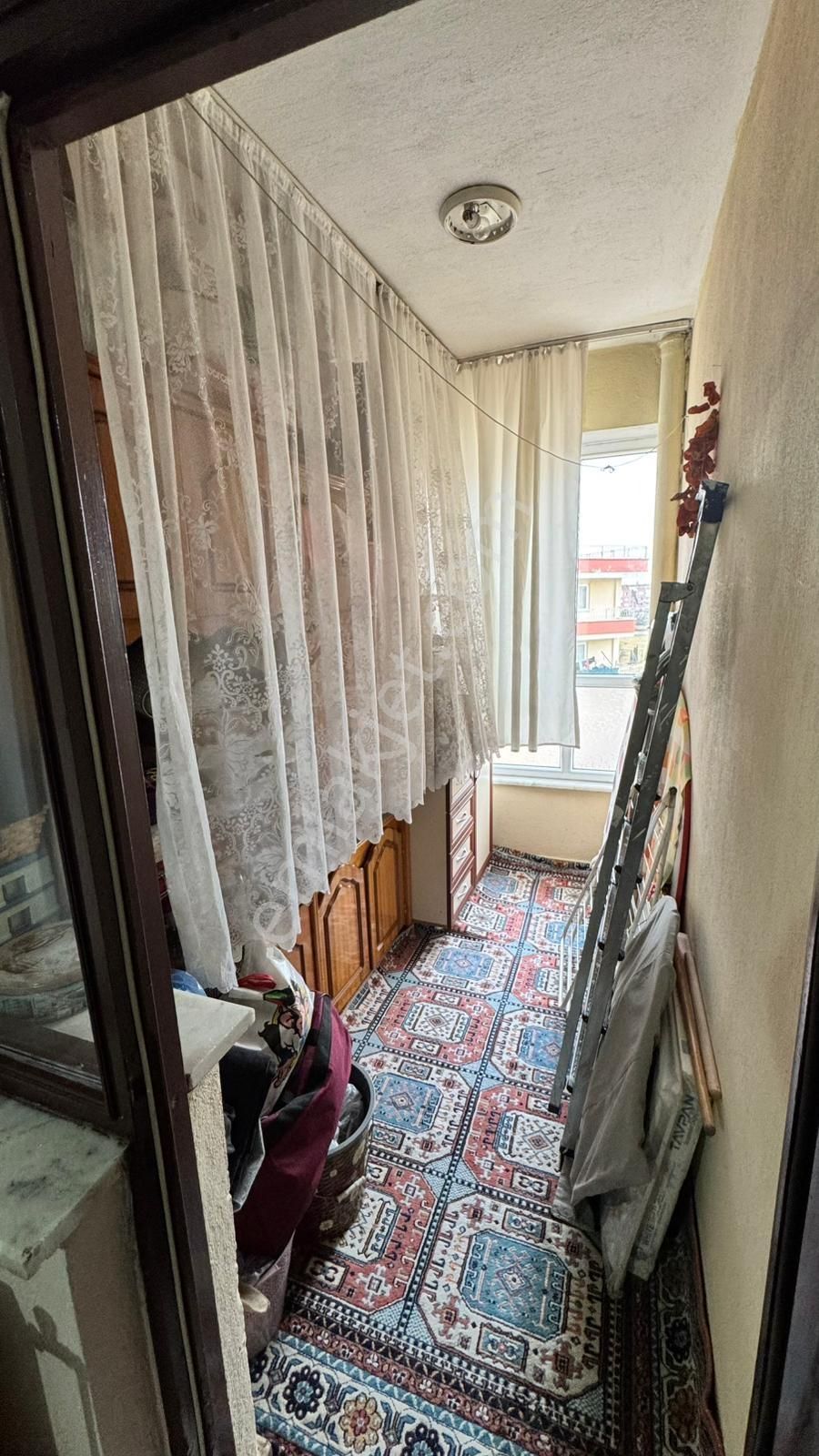 Fetih Caddesinde Merkezi Konumda Net 150 M2 Büyük 3+1 Daire - Görsel 5