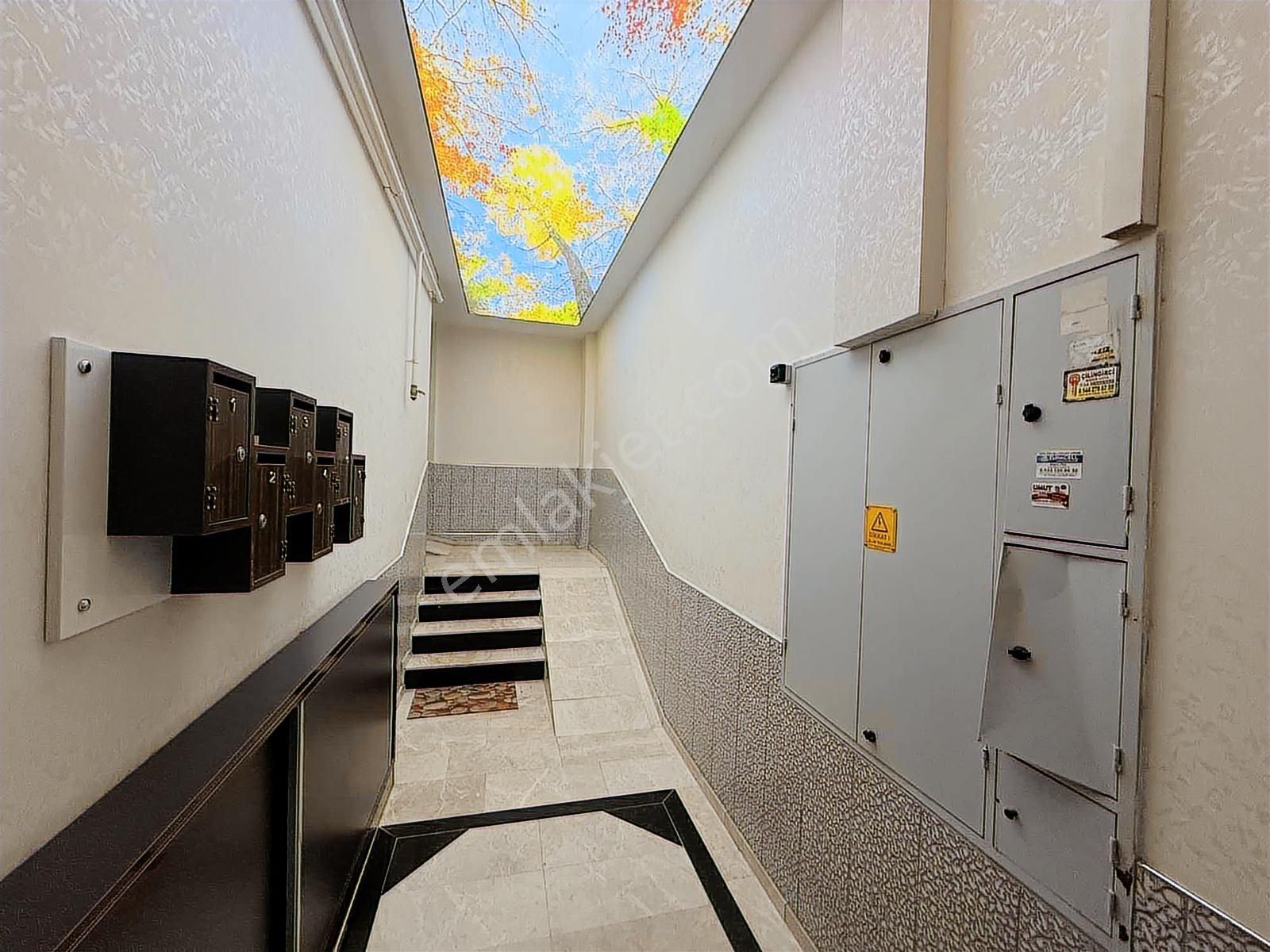 Çiğli Yenimahalle Kiralik Full Eşyalı 2+1 Daire - Görsel 14