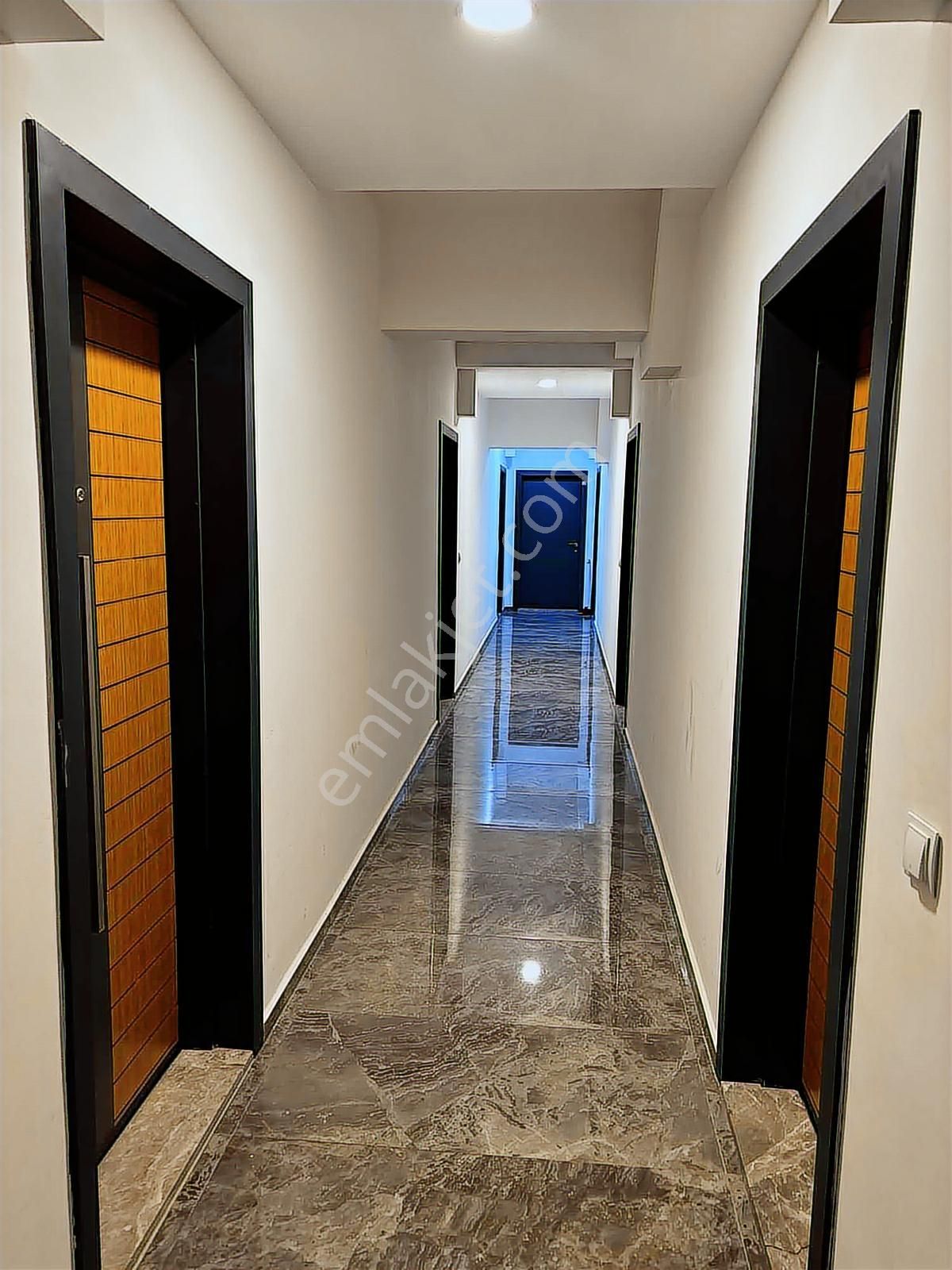 Ekpa 1207 Sitesinde Manzaralı Ara Kat Eşyalı Kiralık Daire - Görsel 23