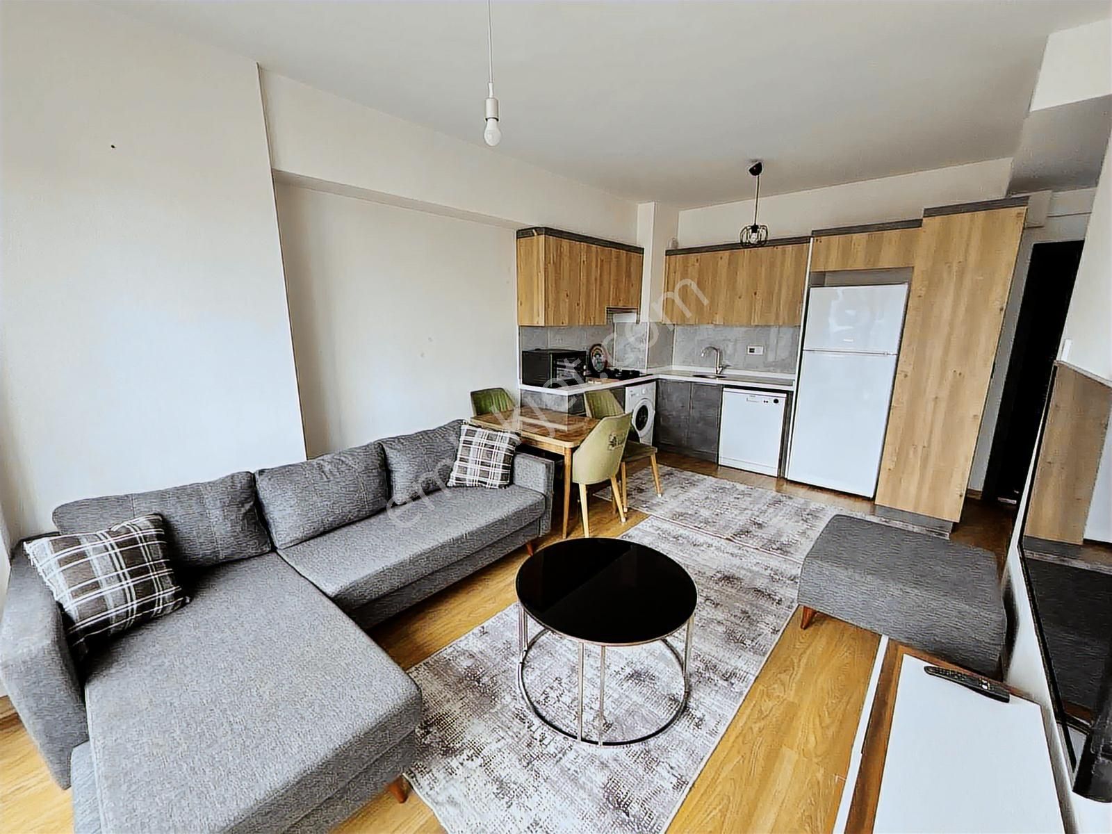 Ekpa 1207 Sitesinde Manzaralı Ara Kat Eşyalı Kiralık Daire