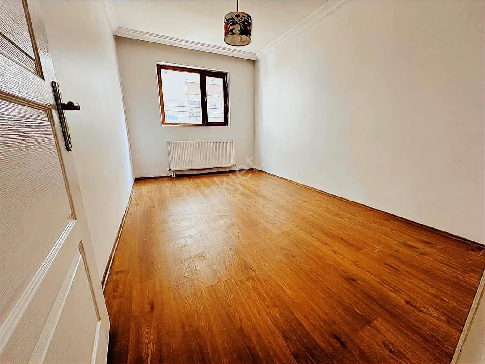 "".yeni Çınardan Ara Katta Okul Market Yanı Başında 2+1 Daire."" - Görsel 30