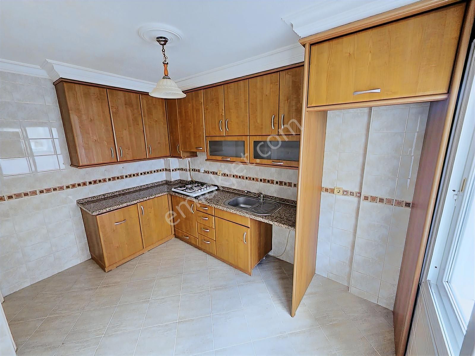 Anadolu Caddesi Yakını Kiralık 2+1 Daire - Görsel 12