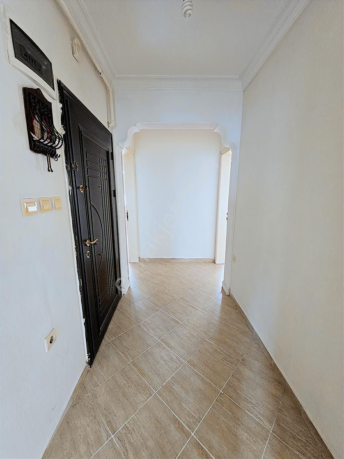 Anadolu Caddesi Yakını Kiralık 2+1 Daire - Görsel 21