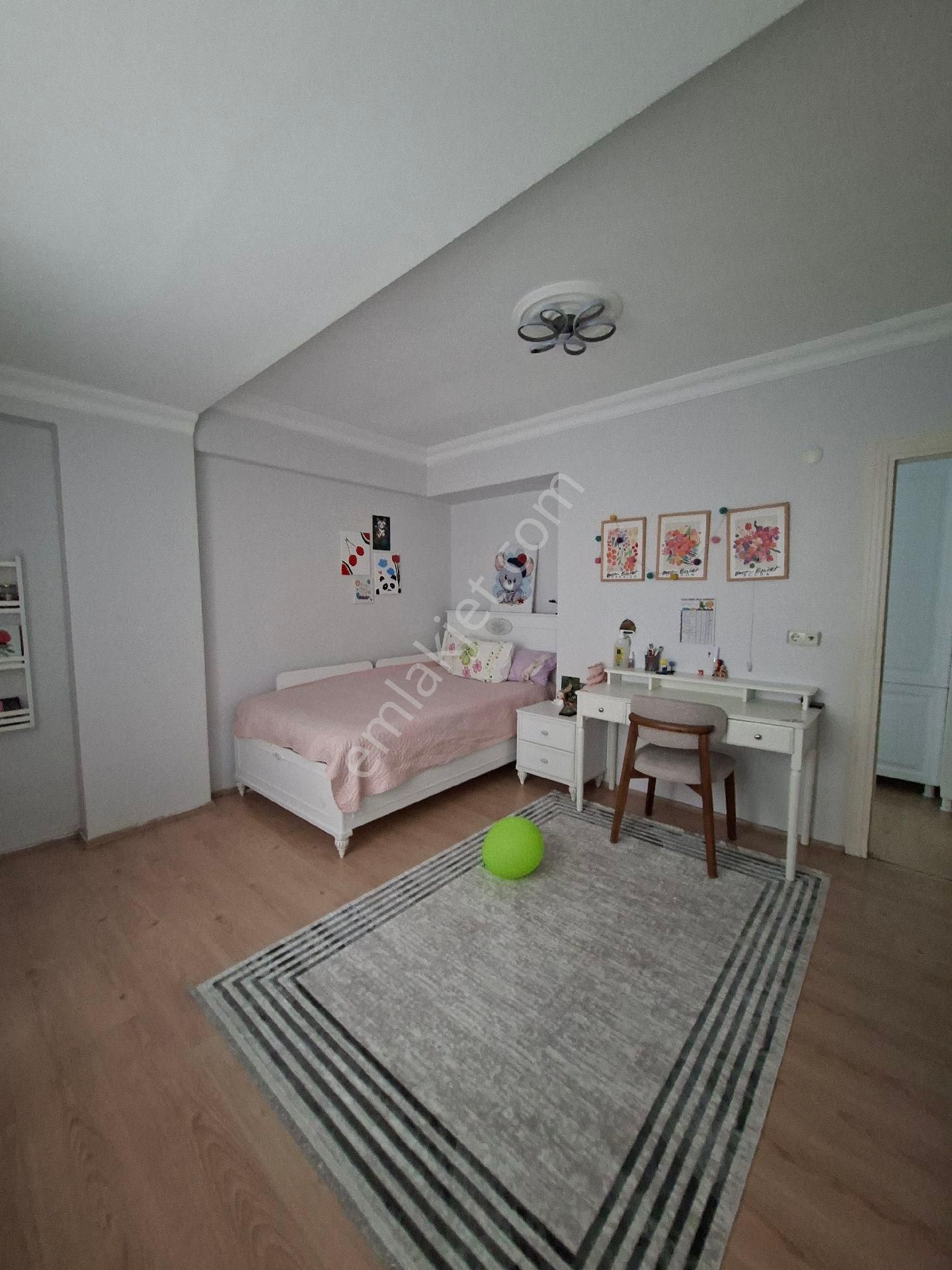 Yüksek Giriş 2 Artı 1 Daire - Görsel 14