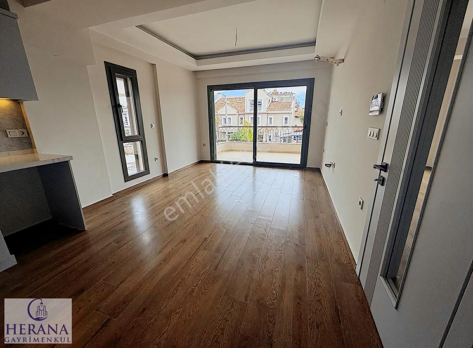 Foça Mahallesinde Lüks Site İçerisinde 3+1 Uzun Dönem Kiralık - Görsel 9