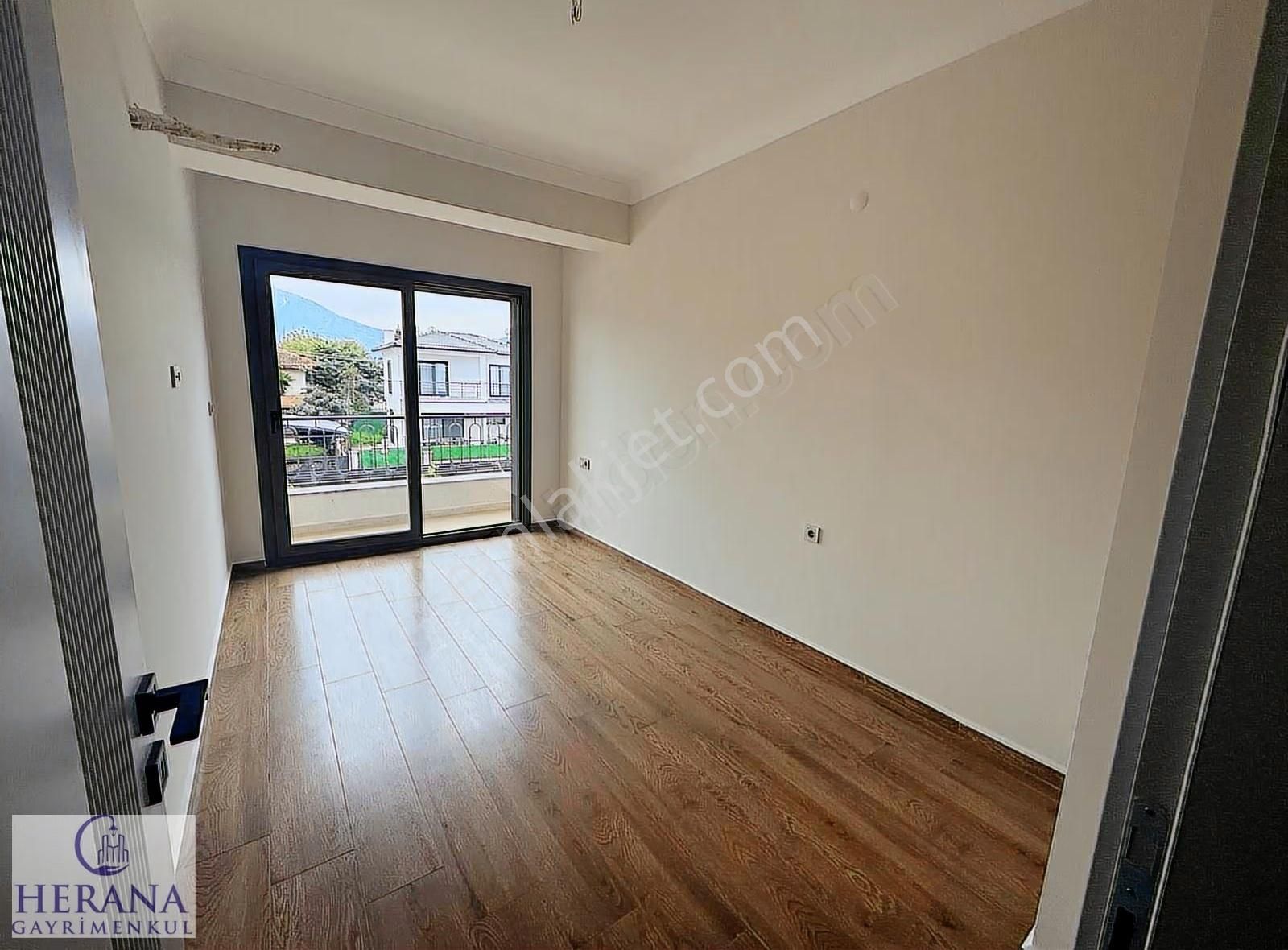 Foça Mahallesinde Lüks Site İçerisinde 3+1 Uzun Dönem Kiralık - Görsel 24