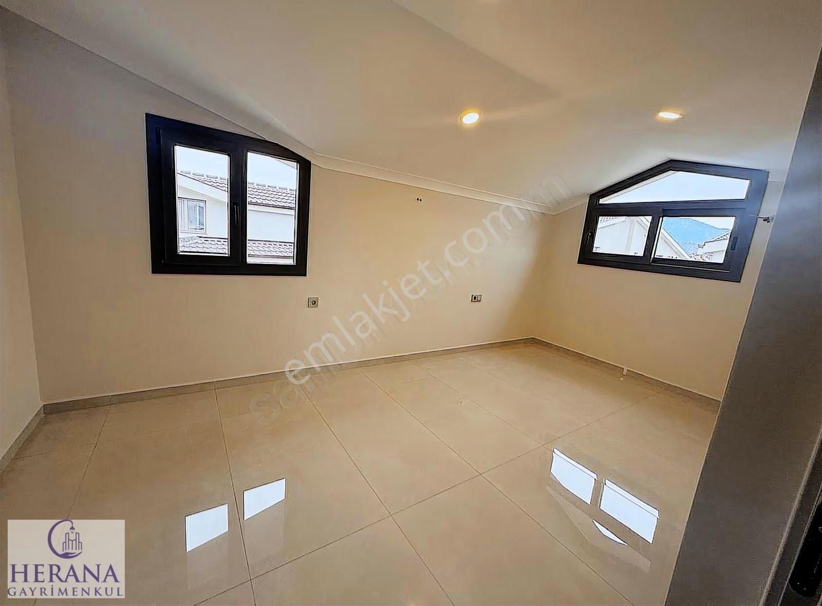 Foça Mahallesinde Lüks Site İçerisinde 3+1 Uzun Dönem Kiralık - Görsel 3