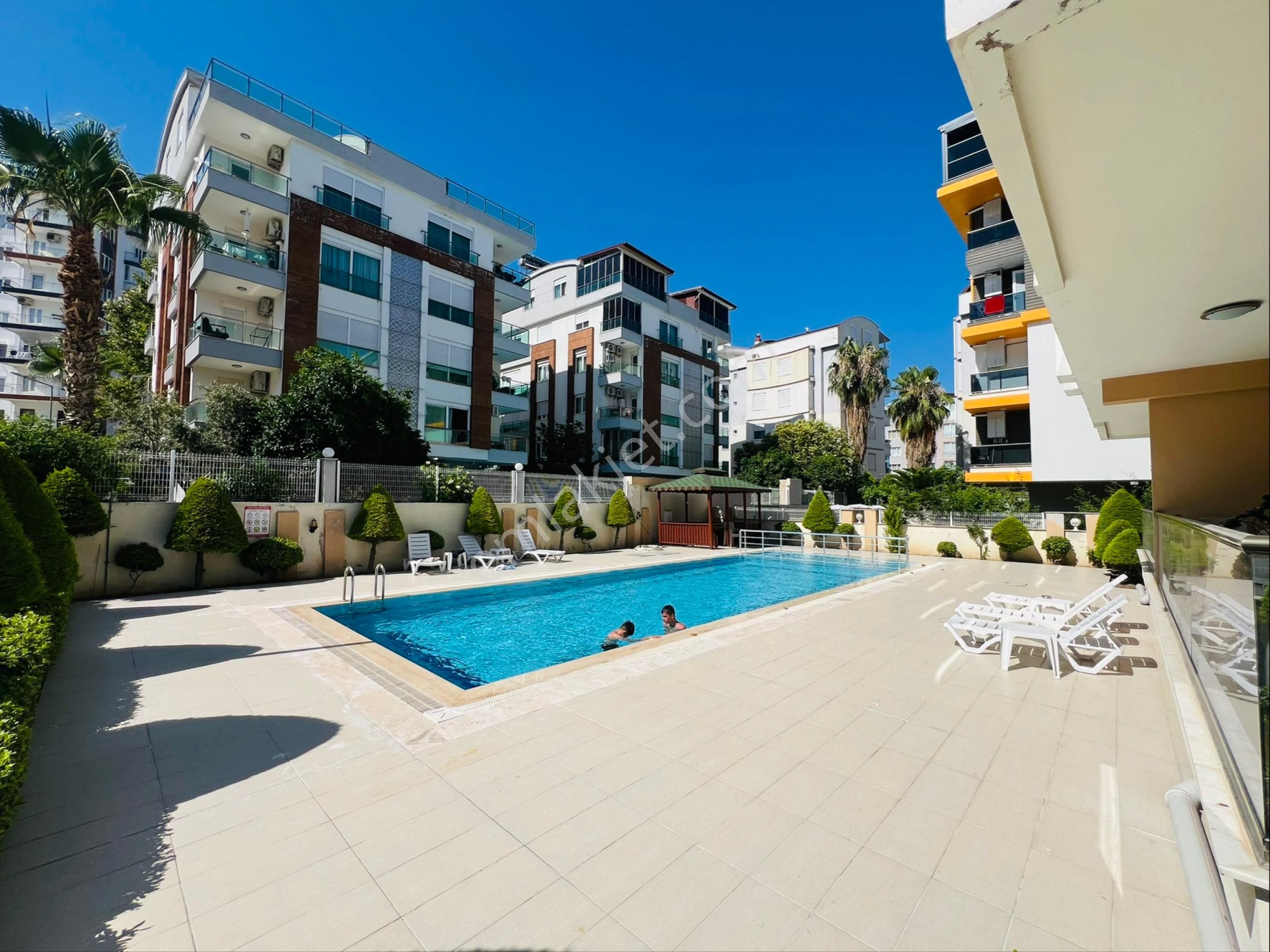 Antalya Konyaaltı Hurma Merkezde Yeni Binada 4+1 2 Banyo Teras Dubleks Boş Kiralık Daire - Görsel 27