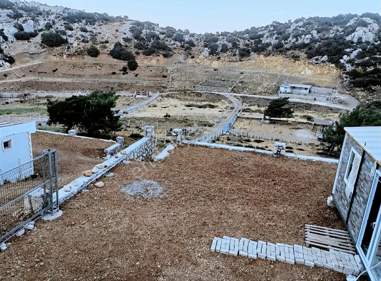 Mordoğan Çatalkaya'da 851m² Fırsat Tarlası