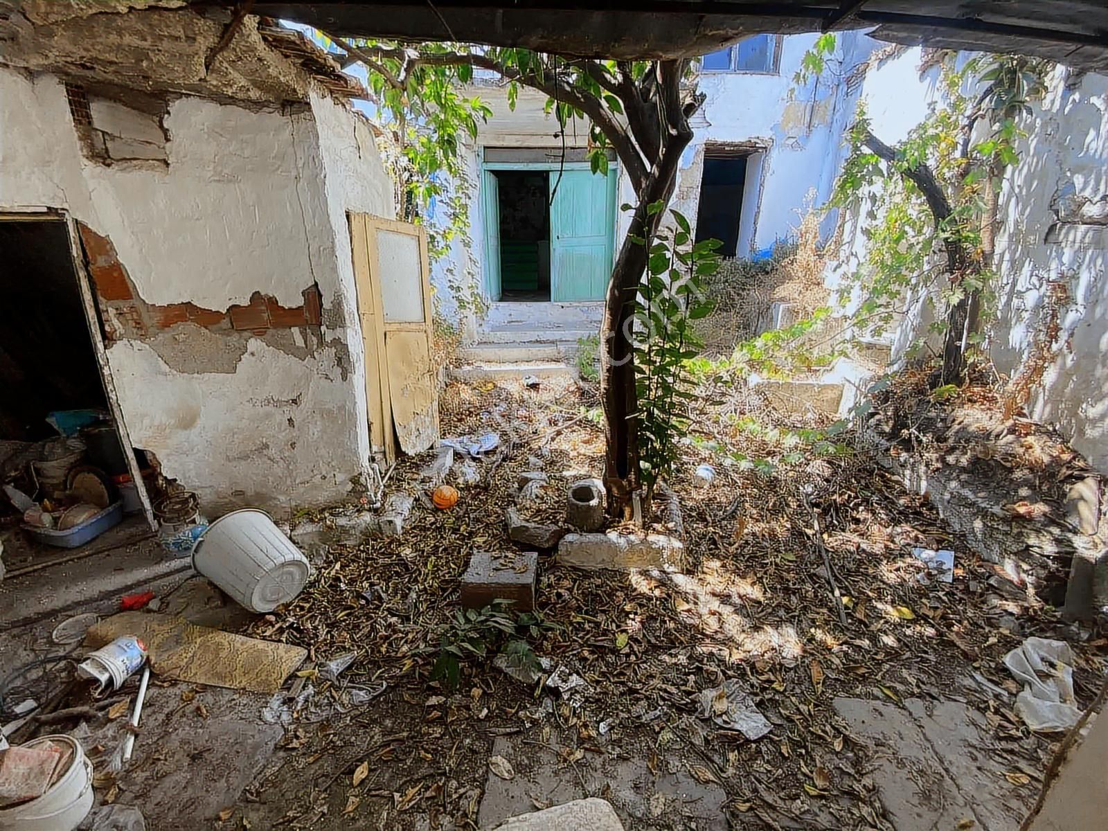 Şadırvan Civari İçinde 2 Adet Evi Bulunan 157 M² Müstakil - Görsel 12