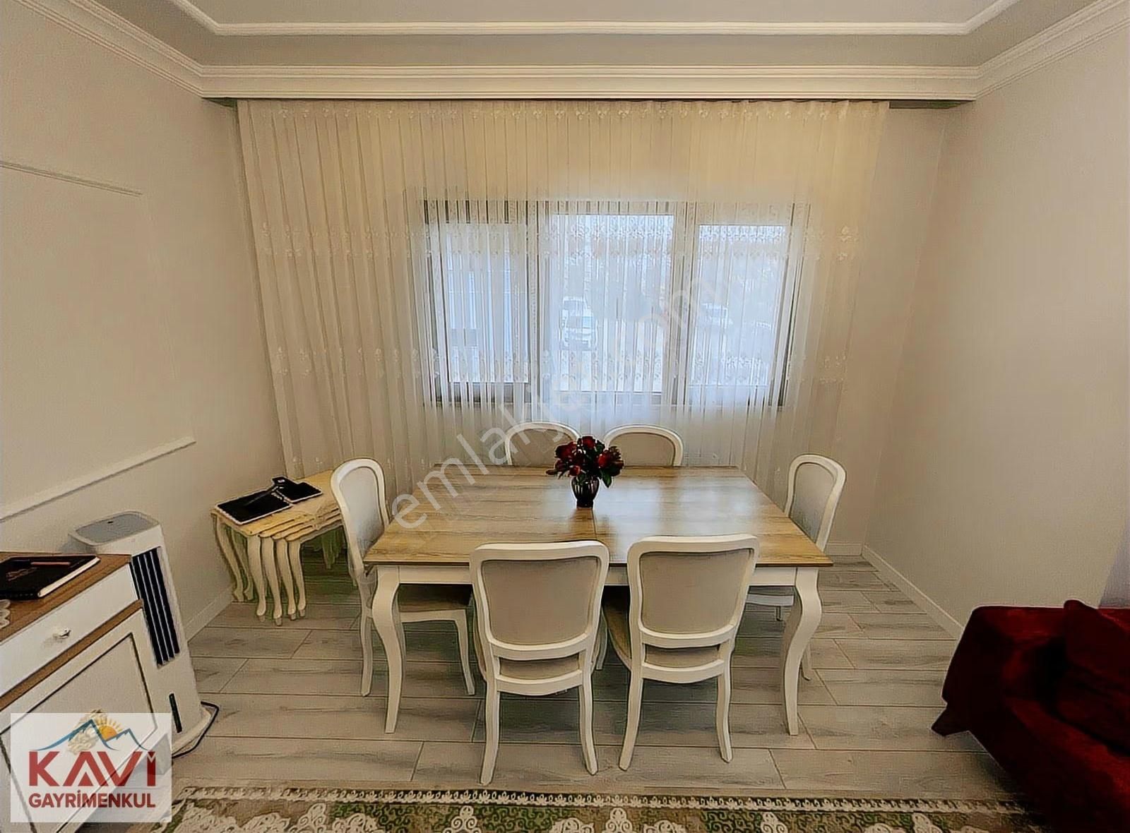 Aydınlıkevlerde Site İçinde Satılık Daire / Kavi Gayrimenkulden - Görsel 17
