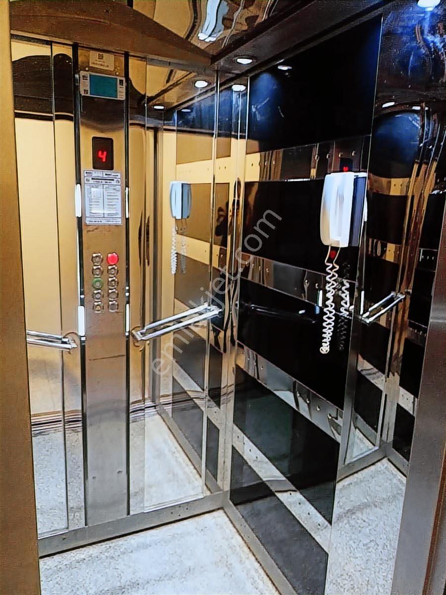 Kuşadası Ege Mahallesi Havuzlu Sitede Manzaralı Dubleks Daire - Görsel 32