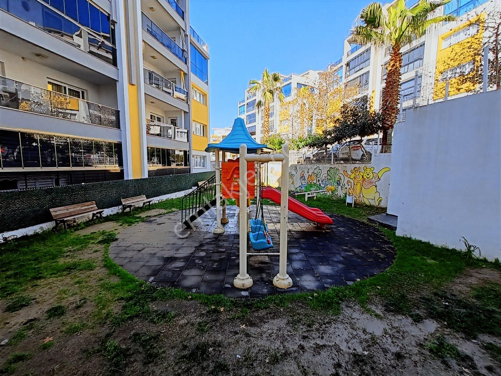 Kuşadası Ege Mahallesi Havuzlu Sitede Manzaralı Dubleks Daire - Görsel 33