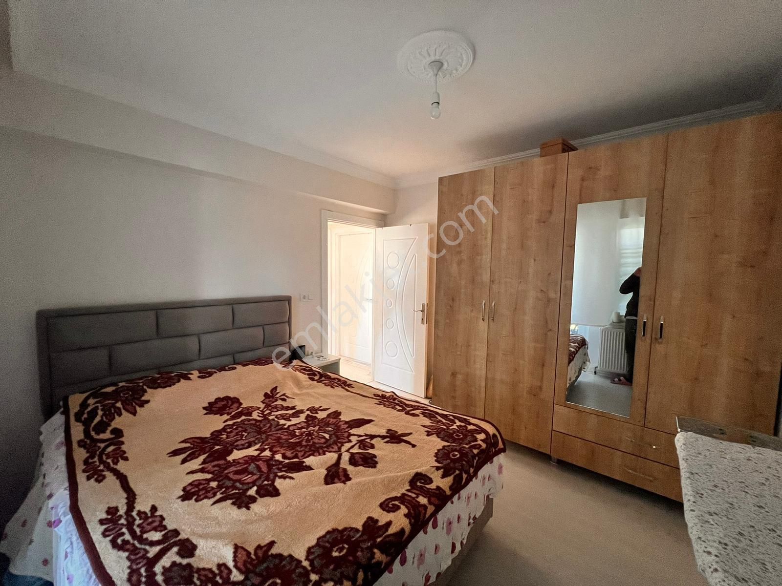 Şarköy Cumhuriyet Mah. Havuzlu Sitede Çift Balkon Full Eşyalı Kombili Cam Balkonlu Daire Satılık - Görsel 6