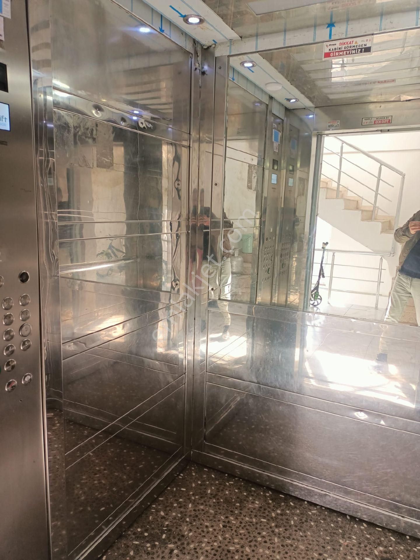 Huzurevleri Mah 3+1 Kombi Doğalgazlı 130 M2 Da - Görsel 4