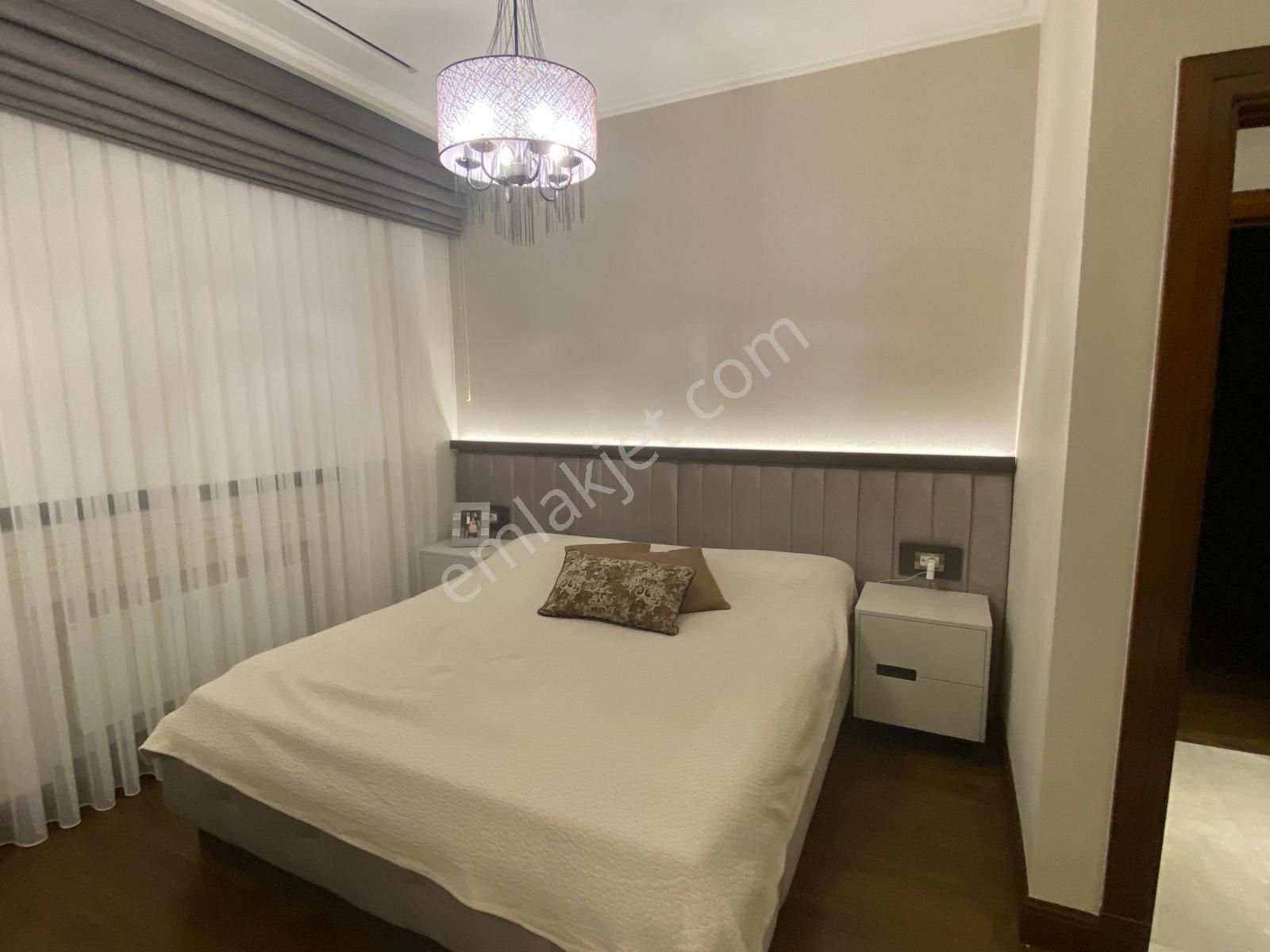 Emaar Square Resıdence 4+1 Manzaralı 175m2 Klasık Blok’da Satılık Daire - Görsel 18