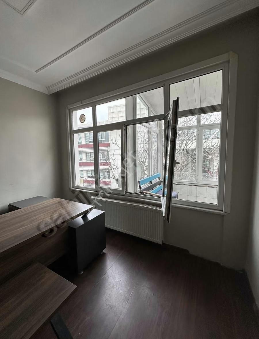 Vergi Dairesinin Arkasında Kiralık Güzel Ofis - Görsel 6