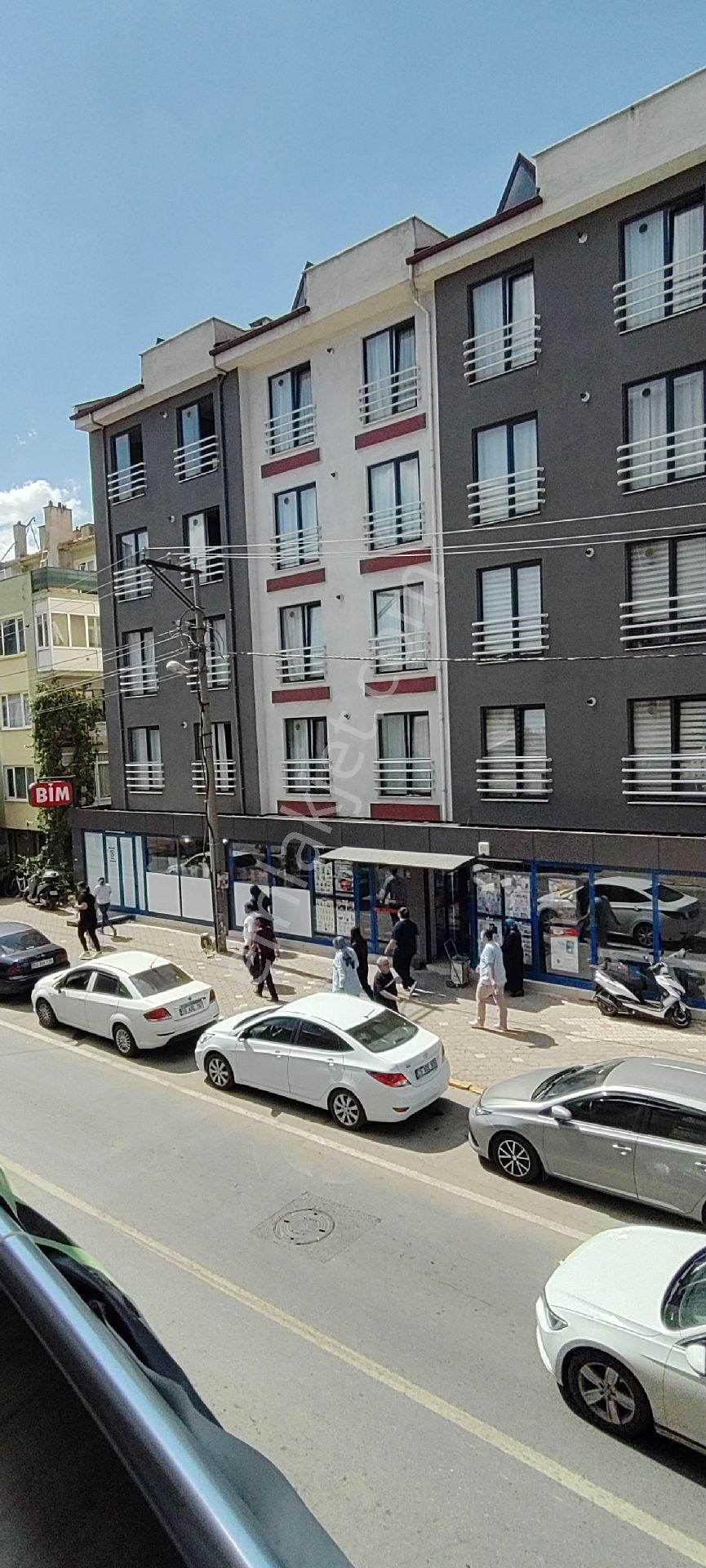 Balıkesir Merkez Nef Karşısı Kiralık Ara Kat Eşyalı 2+1 Daire - Görsel 12