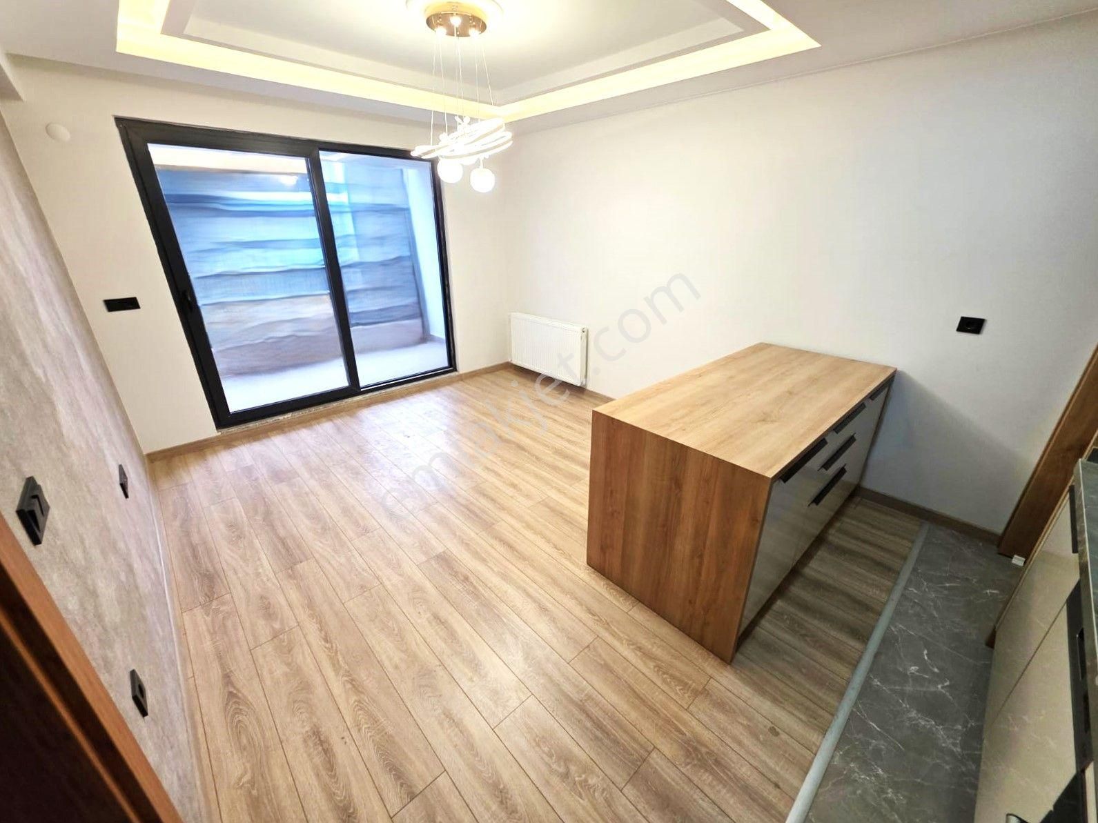 Aygül'den Akçay'da Keyifli Oturumuyla Şık Tasarımlı Denize Yakın Mesafede Ara Kat 1+1 Satılık Daire - Görsel 4