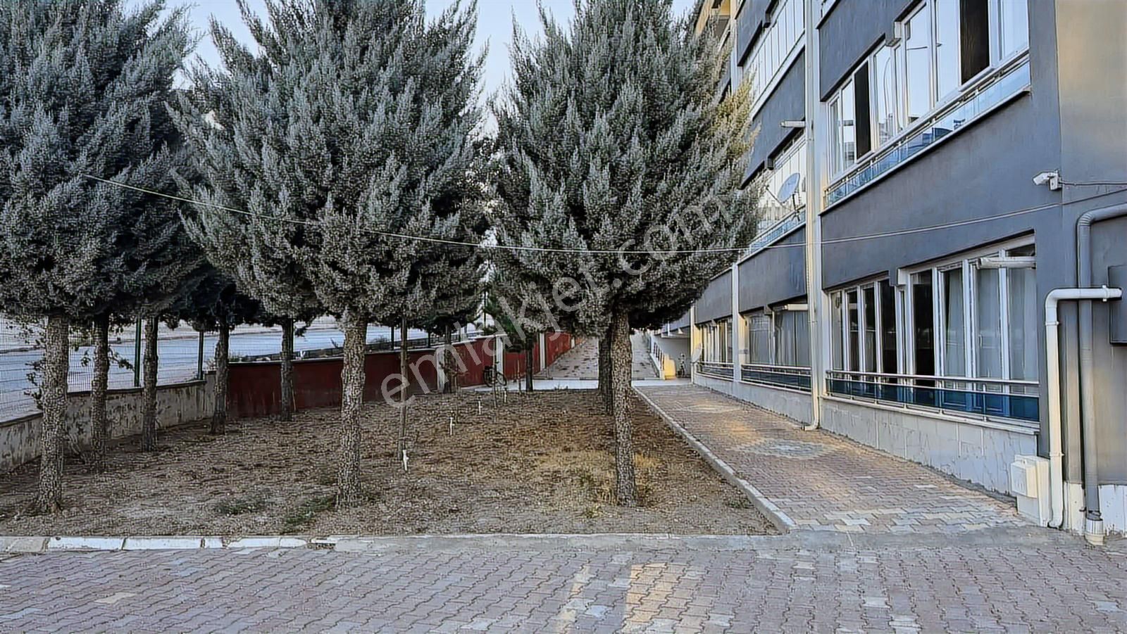 Kosova Mah Eşyalı Kiralık 2+1 Daire Servis Güzergahı Üzerinde - Görsel 28