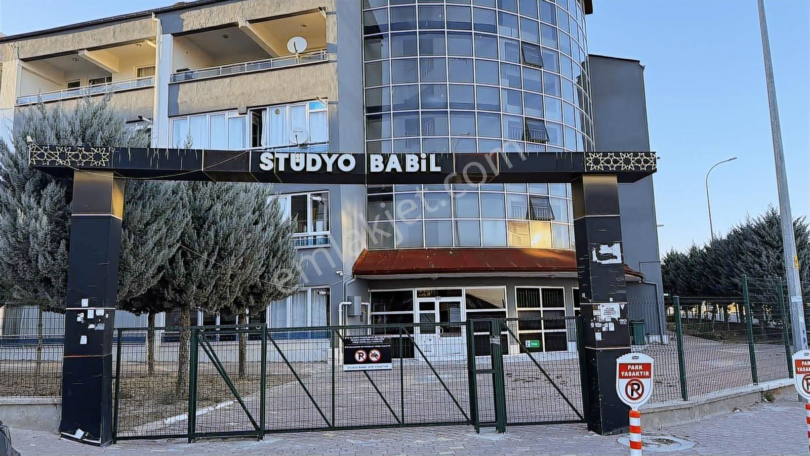 Kosova Mah Eşyalı Kiralık 2+1 Daire Servis Güzergahı Üzerinde - Görsel 11