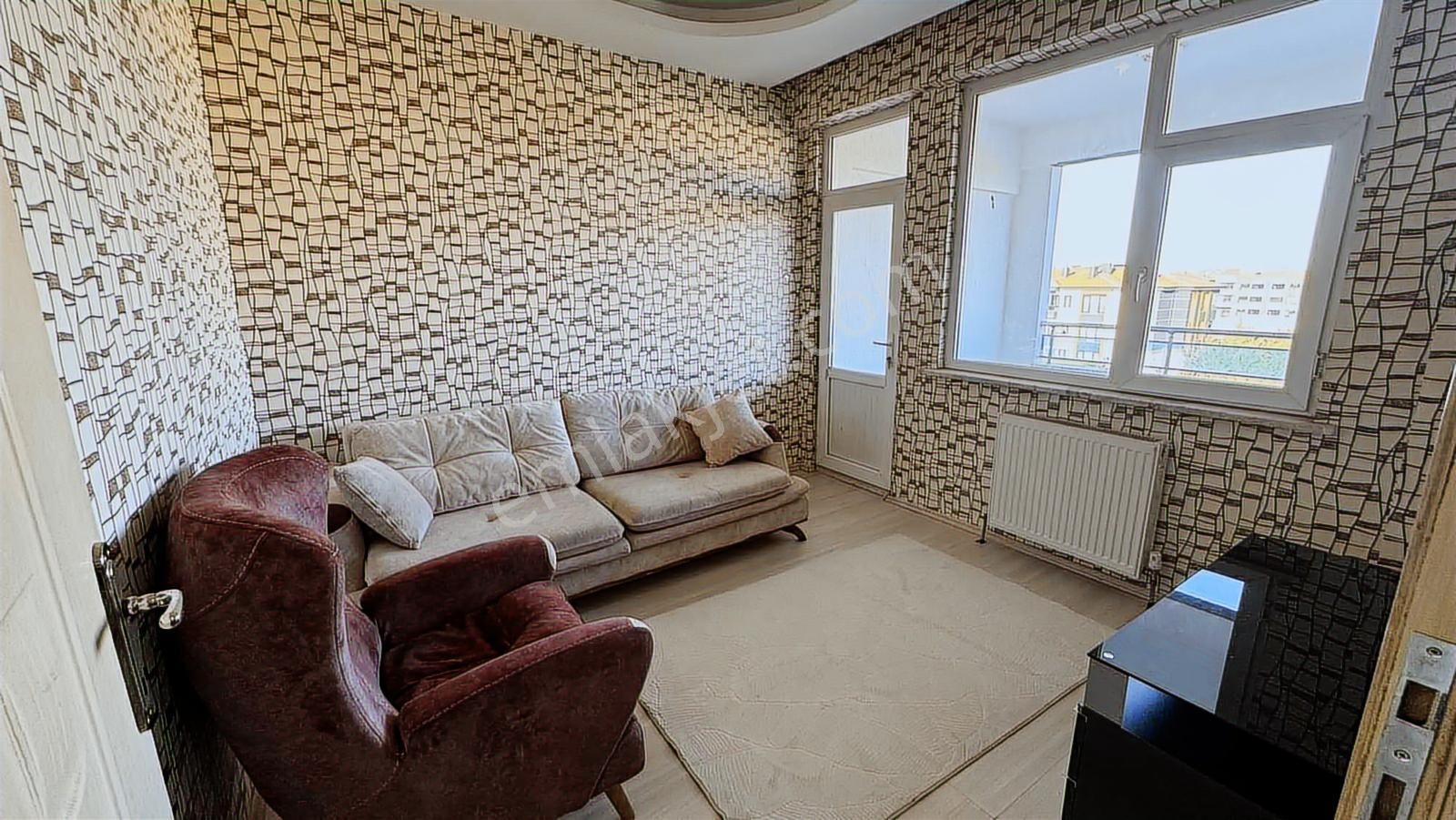 Kosova Mah Eşyalı Kiralık 2+1 Daire Servis Güzergahı Üzerinde - Görsel 32