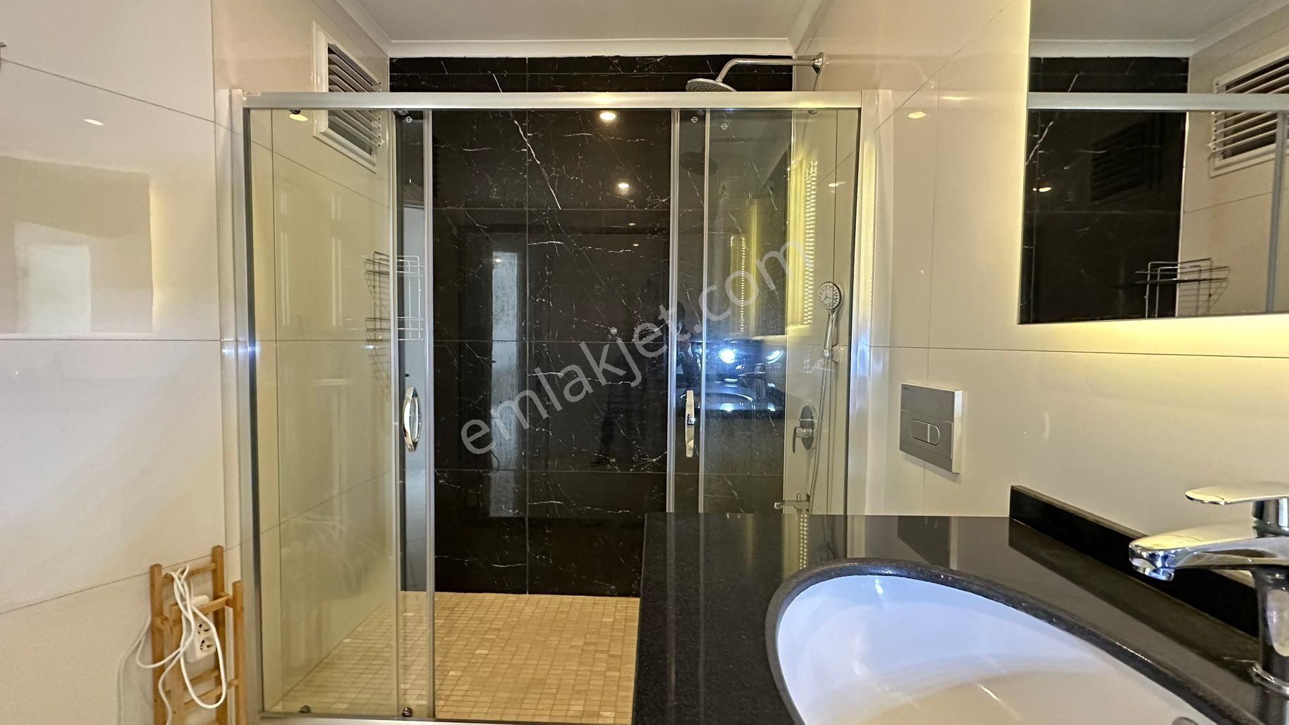 Sea & Castle View 1+1 Apartment İn Konak Seaside Premium | Hotel Concept - Görsel 14