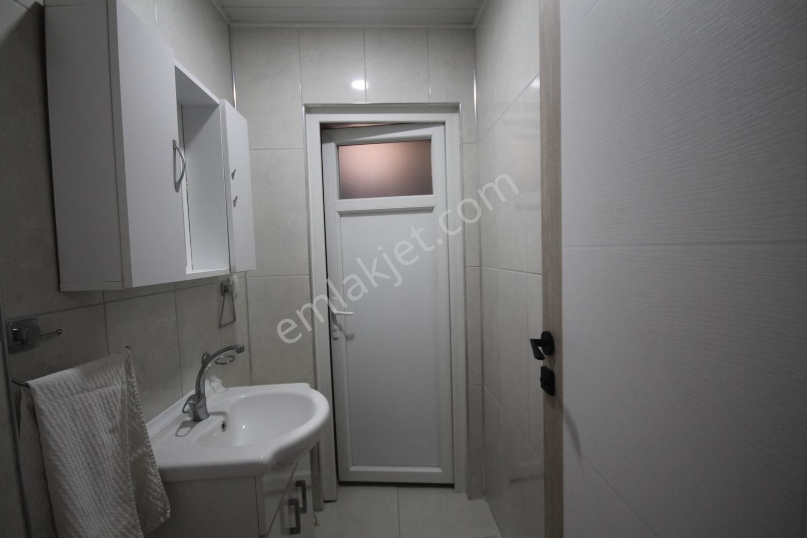 Havuzlu Sitede Eşyalı 3+1 Kiralık Daire /serik Gedik Mah. - Görsel 8
