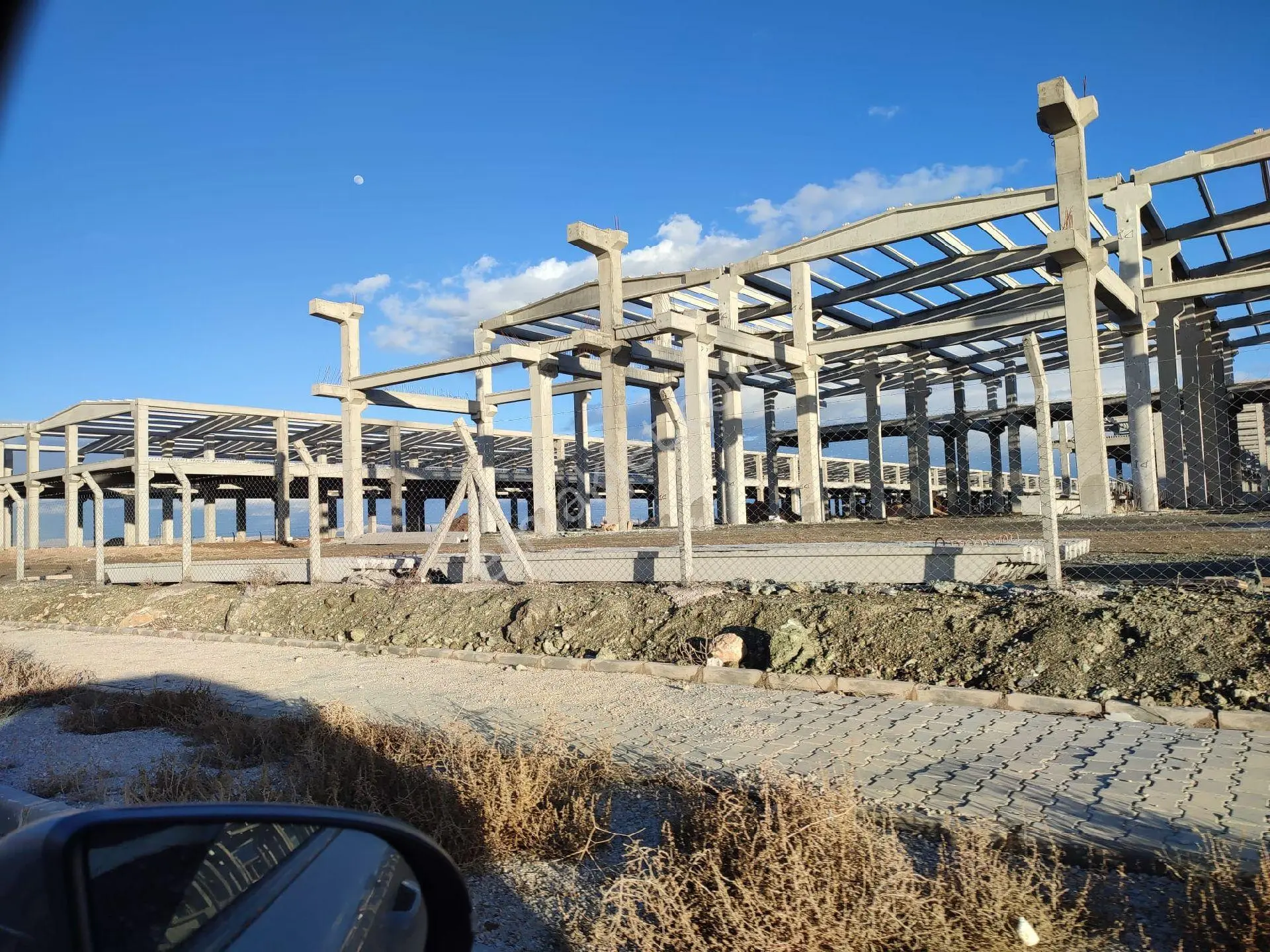 Karakoç Gayrimenkul Elit 2 Sanayi Sitesinde 1.000m2 Satılık Sanayi Hissesi - Görsel 2
