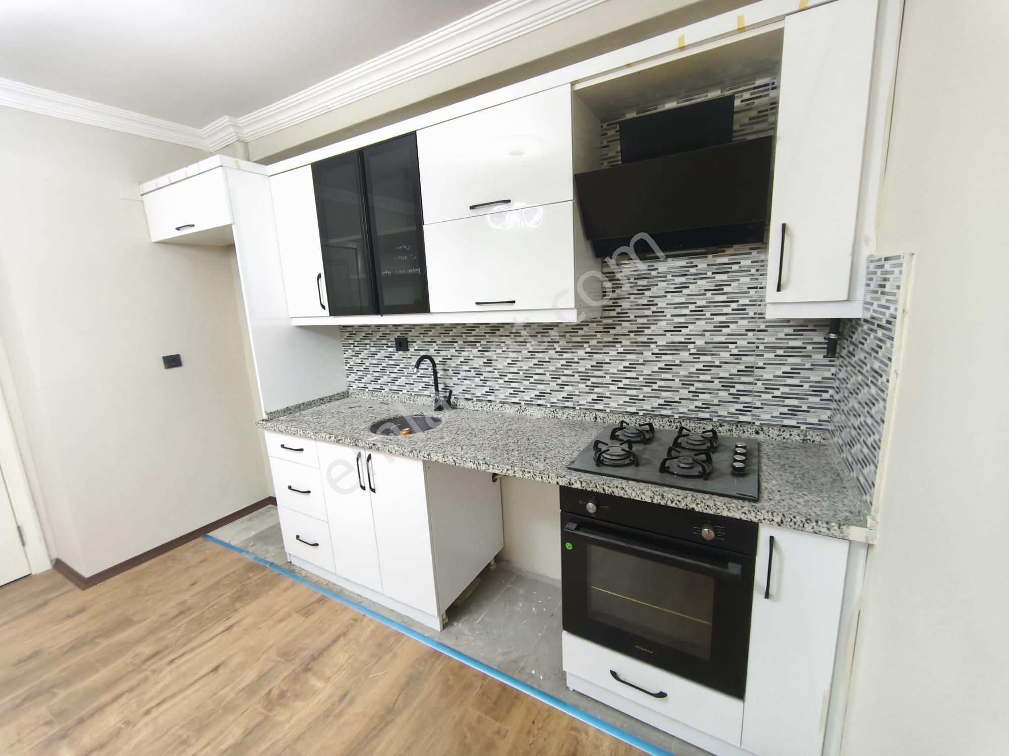 Esse My Home Dan Satılık 2+1 Mithatpaşa Cami Yakını Full Yapılı Geniş Daire - Görsel 2
