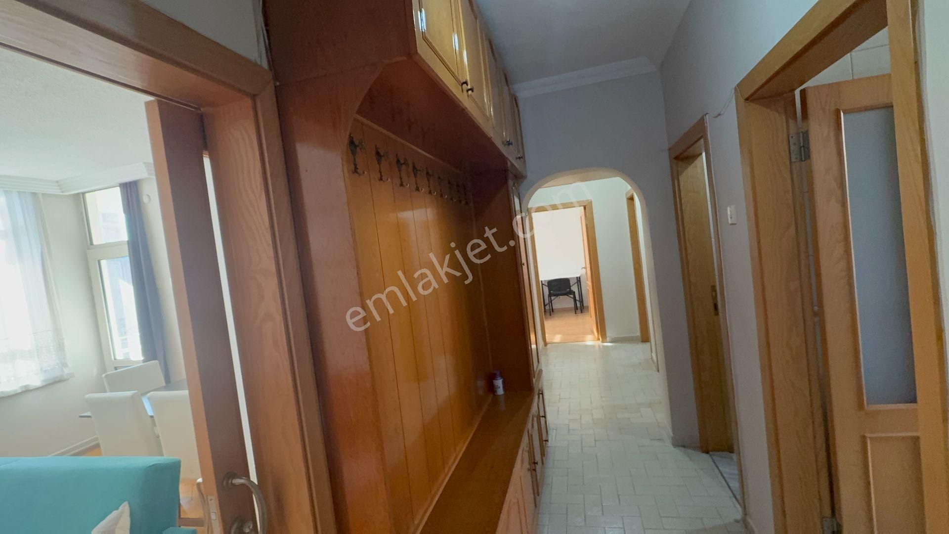 Ankara Yenimahalle Barış Mah Kısmi Eşyalı Kiralık 3+1 120 M2 Daire - Görsel 5