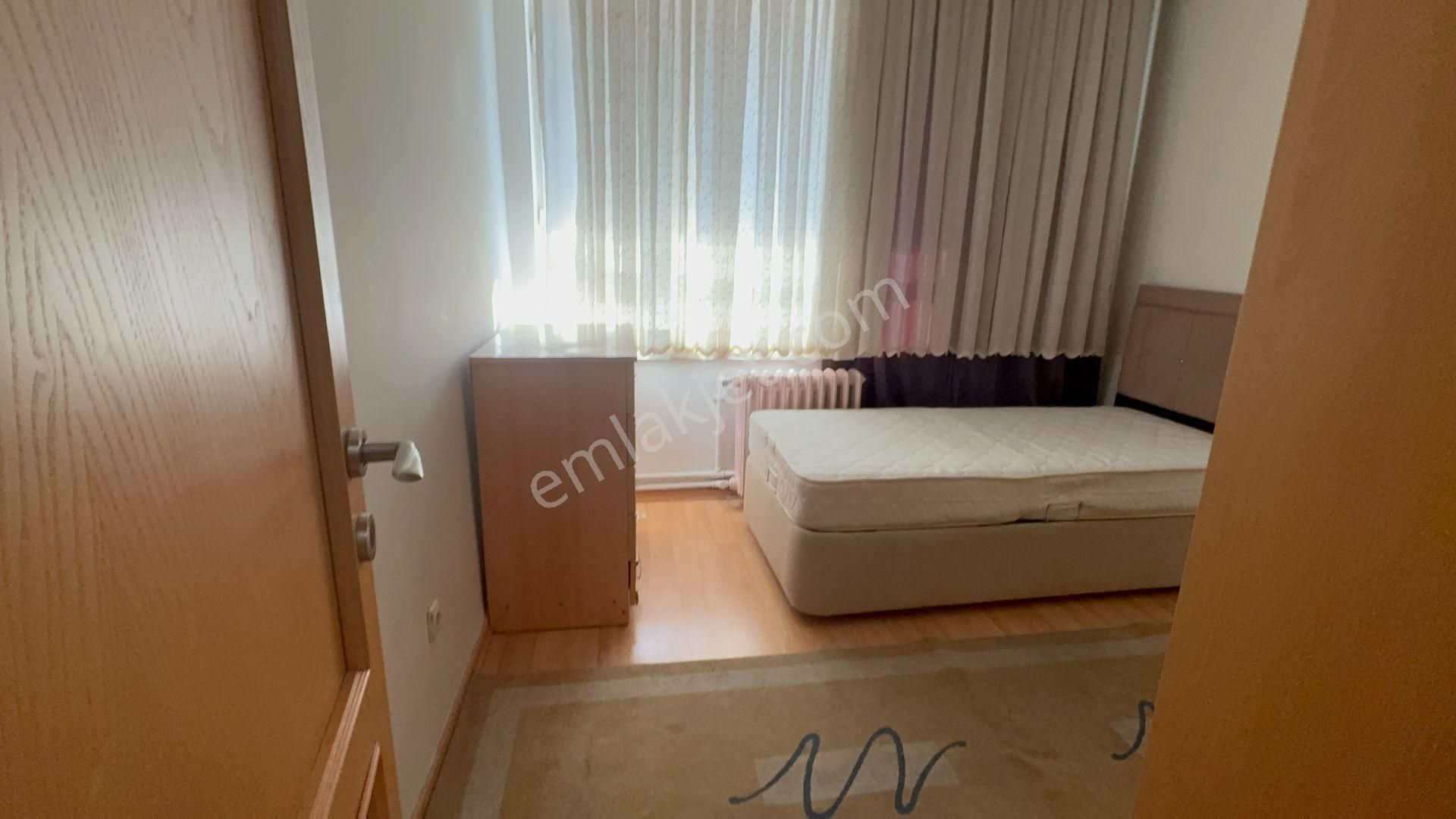Ankara Yenimahalle Barış Mah Kısmi Eşyalı Kiralık 3+1 120 M2 Daire - Görsel 18