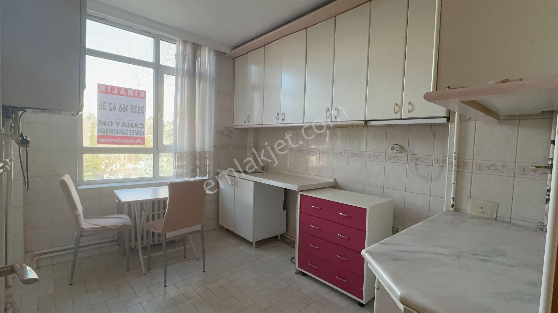 Ankara Yenimahalle Barış Mah Kısmi Eşyalı Kiralık 3+1 120 M2 Daire - Görsel 11