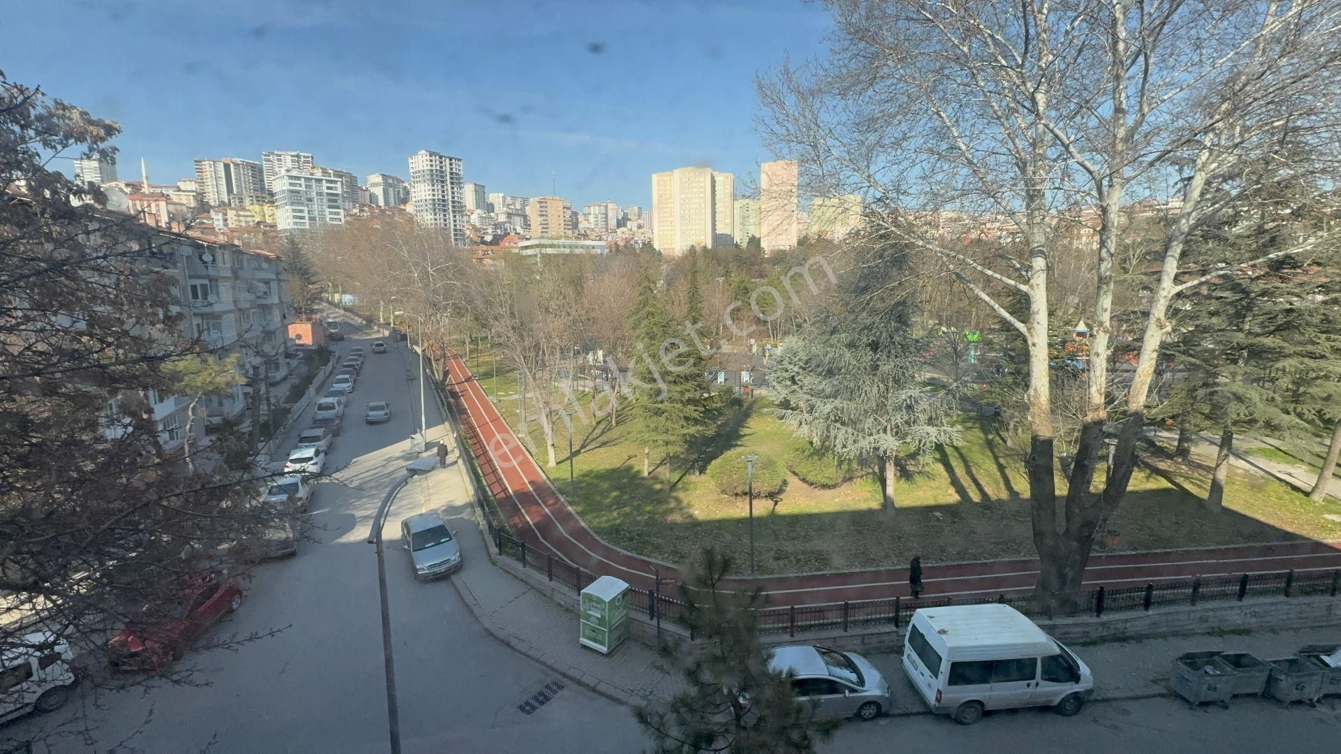 Ankara Yenimahalle Barış Mah Kısmi Eşyalı Kiralık 3+1 120 M2 Daire - Görsel 14