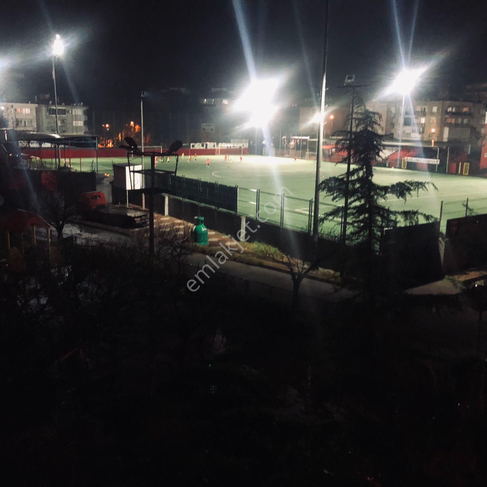 İzmir Çiğli Yeni Mahallesinde Satılık Lüx 3+1 Daire - Görsel 2