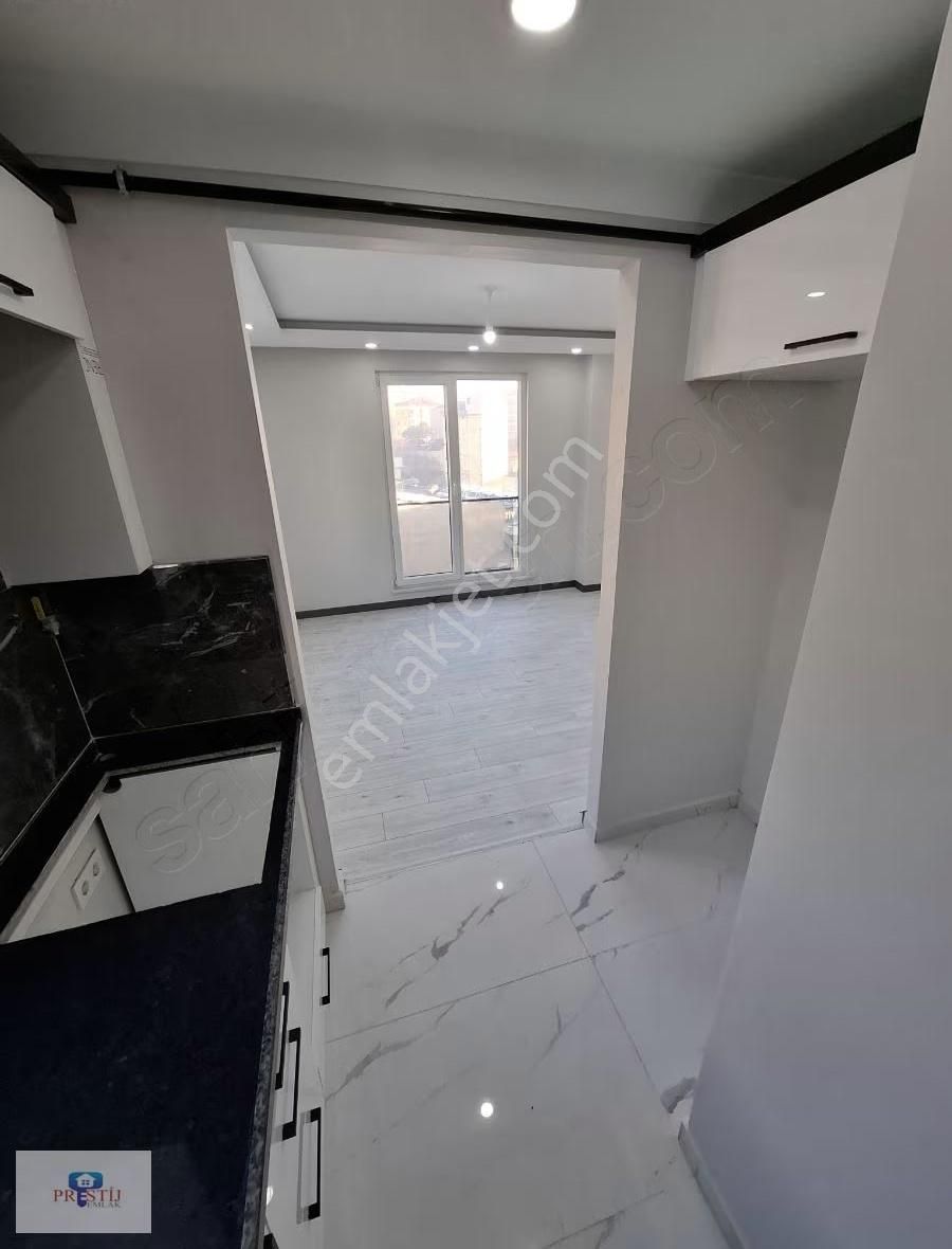 Prestij'den Metro Durağı Hemen Dibinde/ Mükemmel 1+1 Boş Daire - Görsel 12